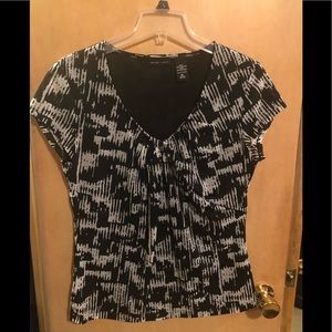 💋4 for $20💋New York and Company top
